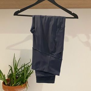 Lululemon exercise legging